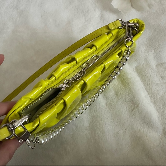 STAUD Bean Ruched Leather Convertible Bag in Citron - Picture 4 of 13